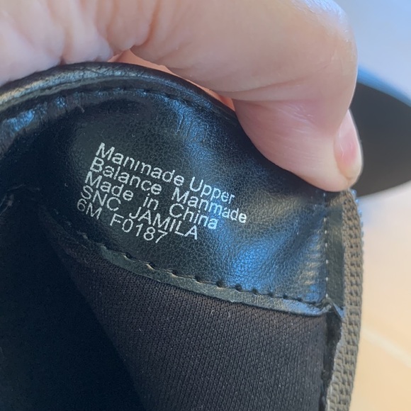 Style & Co Daniel Booties in Size 6M, inside zippers, new in box - Picture 9 of 10